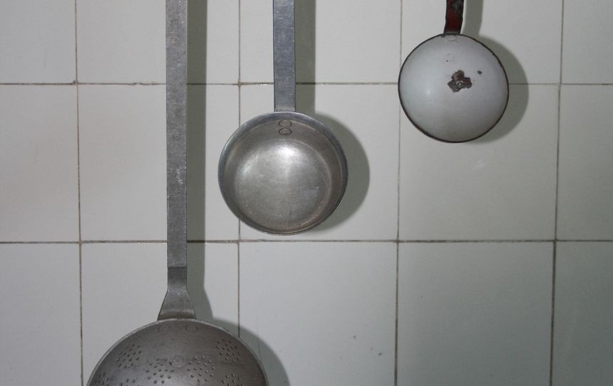 Image: Staatliche Schlösser und Gärten Baden-Württemberg, Janna Almeida Kitchen spoon in the palace kitchen of Bebenhausen Palace